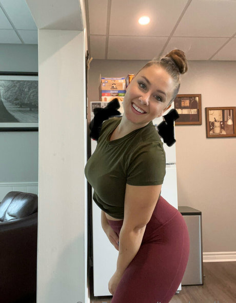 Teambonding best actress photo