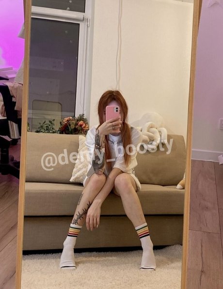 denlyasha nudes model images