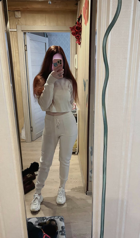 denlyasha free actress photos