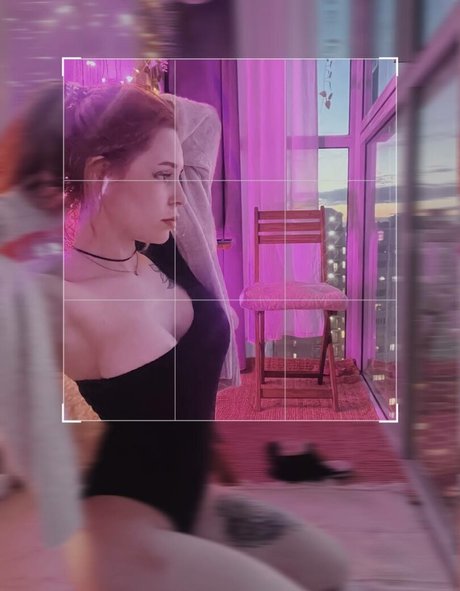 denlyasha naked star pictures