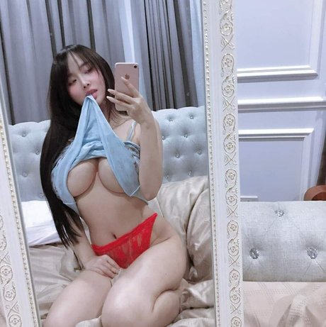 Munkawka star naked image