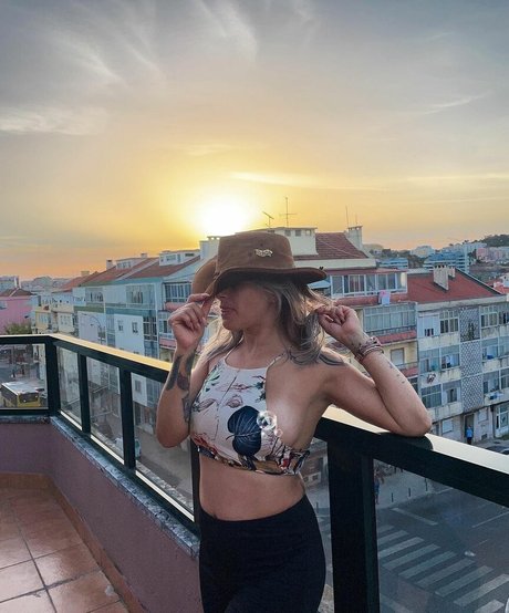 Dani Botan star top picture