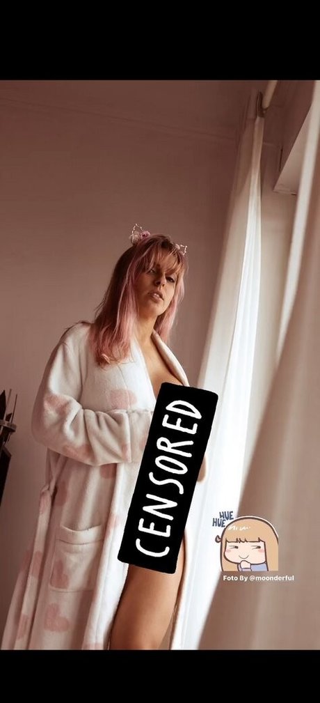 Dani Botan model perfect image