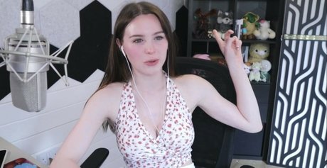 Frankie Lollia pornstar sexy pictures