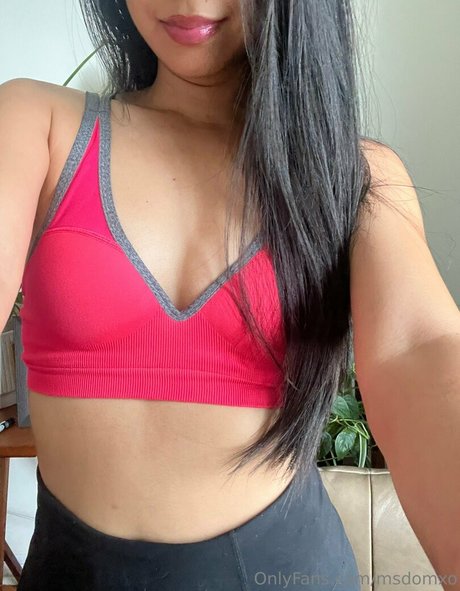 msdomxo model naked image