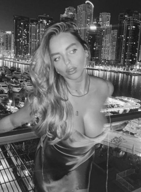 Luna Stevens pornstar top image