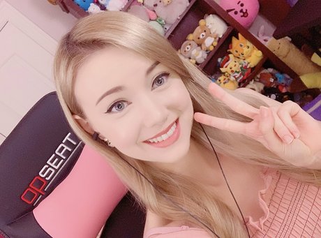 Dizzykitten beautiful pornstar photos