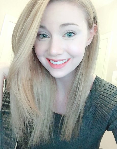 Dizzykitten hot actress galleries