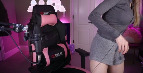 Dizzykitten top model pic