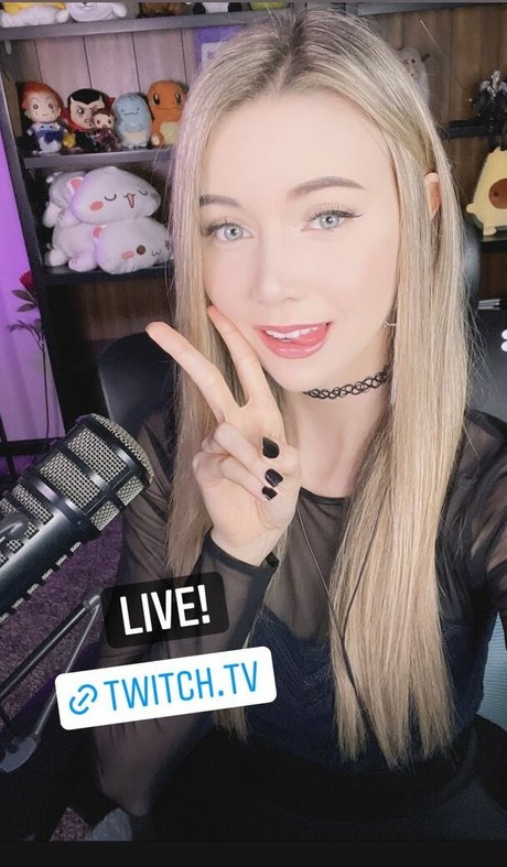 Dizzykitten pornstar sex gallery