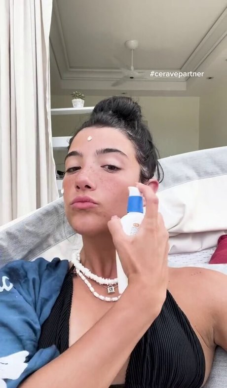 arab blowjob onlyfans beautiful photo