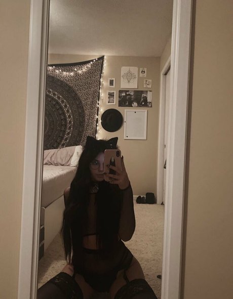 nonsalemwitch best actress img