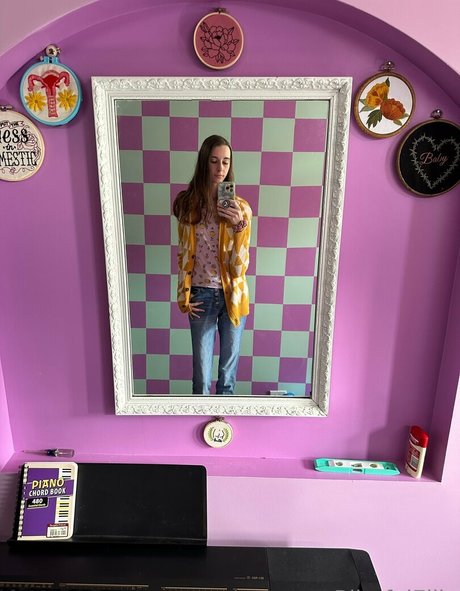 blissfulellie model porn galleries