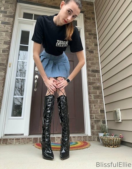 skinny asian teen onlyfans free nude galleries