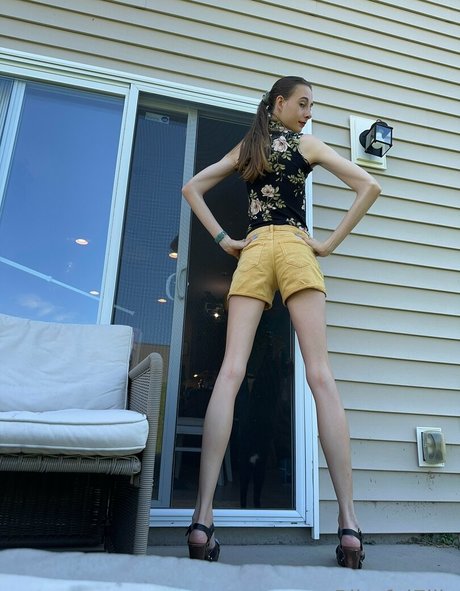 blissfulellie pornstar sexy pictures