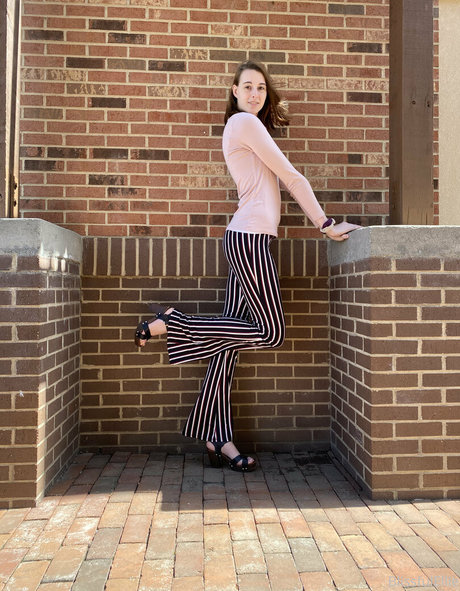 blissfulellie pornstar hot image