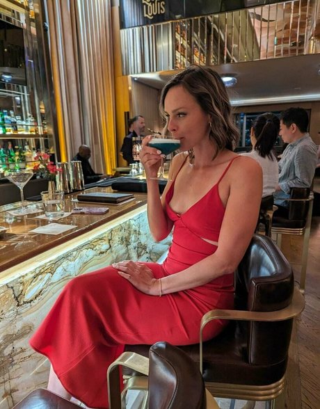 serenitycox pornstar hd pic