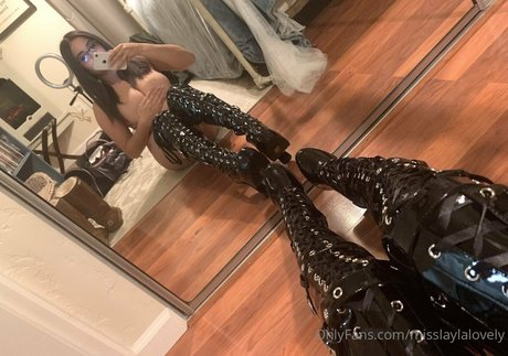 misslaylalovely model exclusive picture