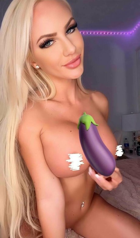 tiktok stars onlyfans beautiful porn pics