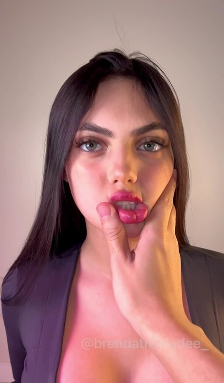 Brenda Trindade pornstar art img