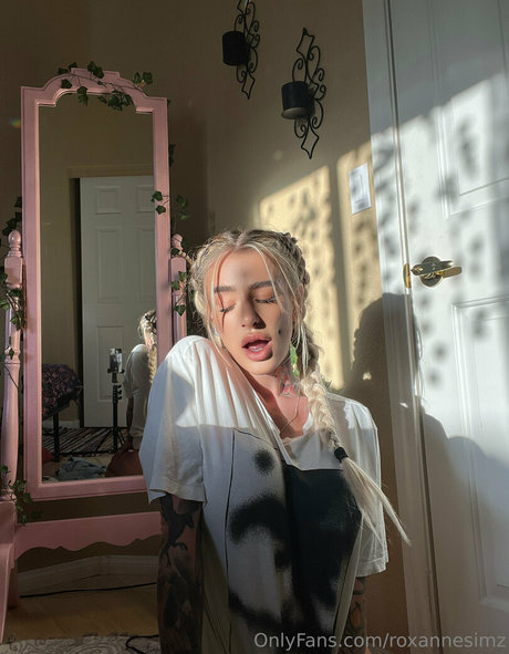 pretty onlyfans sexy nudes archive