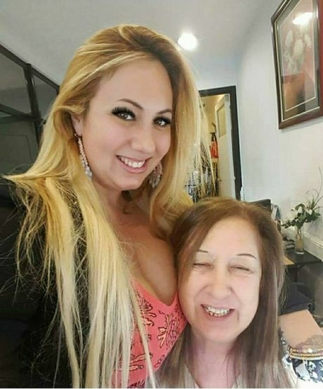 blonde shemale onlyfans sex archive