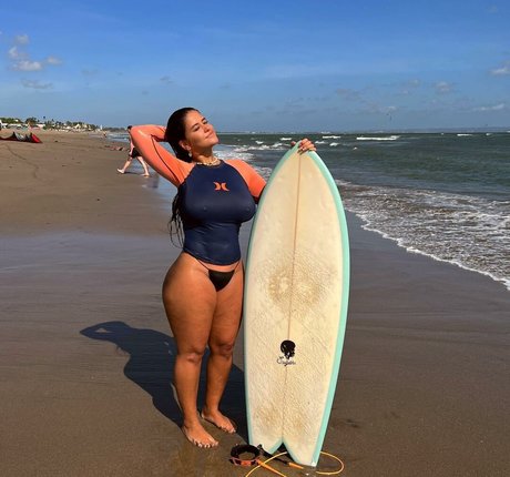 Viphanaaels nudes star gallery