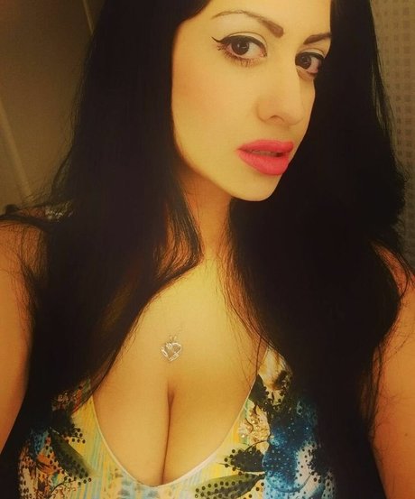 big natural tits onlyfans porn pics