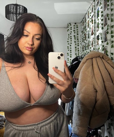 chelsea leigh Profile photo