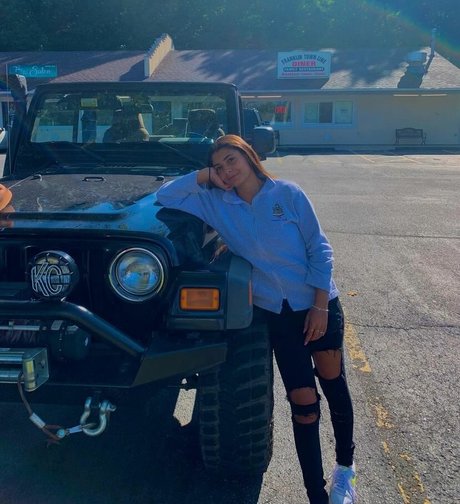 Nicole Fatone naked pornstar galleries