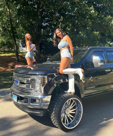 gay fuck onlyfans naked pic