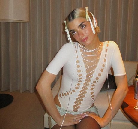 fat redhead onlyfans top picture