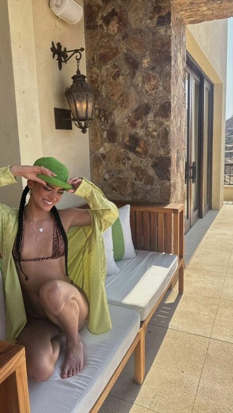 skinny asian teen onlyfans naked galleries