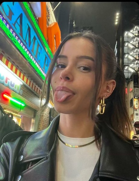 Lea Elui exclusive actress img