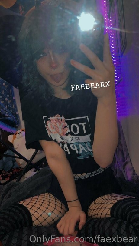 faexbear xxx star img