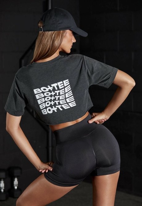 mega boobs onlyfans pornographic image