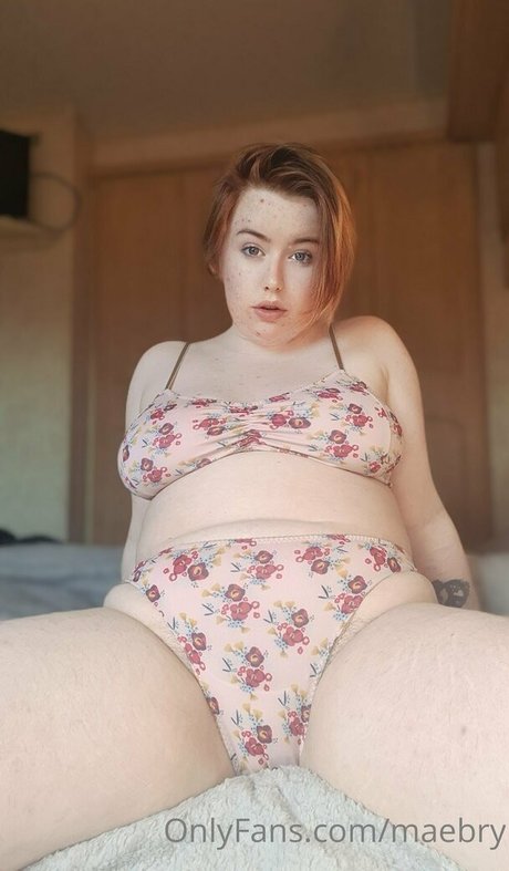 maebry pornstar hot img