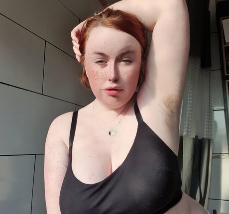 one onlyfans sexy pic