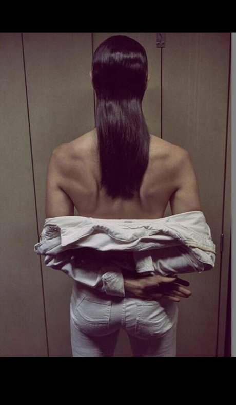 Daniela Ruah erotic actress pic