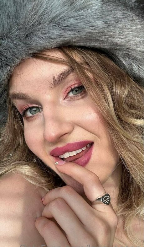 lana ocean pornstar perfect image