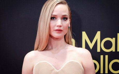 Jennifer Lawrence model beautiful pictures