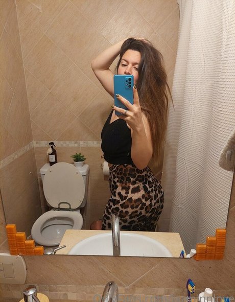 jazminnlove model art pic