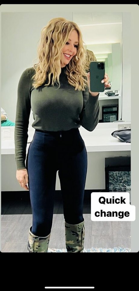 Carol Vorderman nude star photos