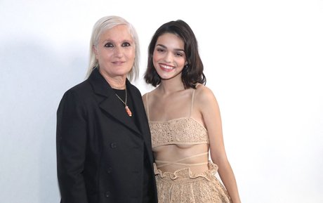 Rachel Zegler sex model pic