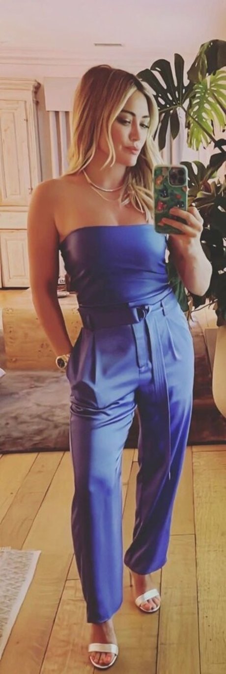 redhead skinny onlyfans hot nude images