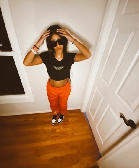 Lyla Troglin free actress images