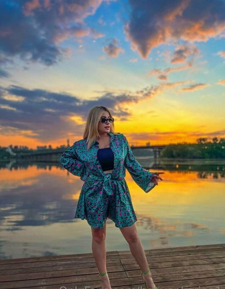 heavenkarina1 nude pornstar images