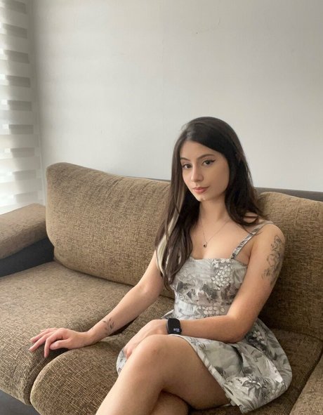 Yayahuz model high quality picture