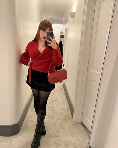 Gemothy exclusive model pictures