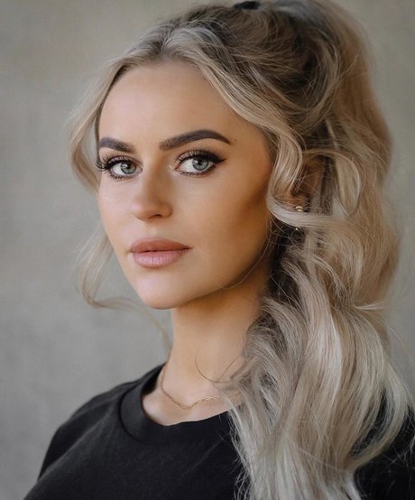 Anna Nystrom model hd image